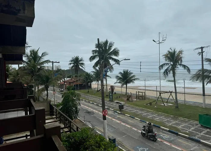 Quarto beira mar - tombo - guarujá